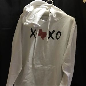 White hoodie sweater by Heritage tradition.😉❤️